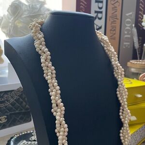 ✨Vintage Delicate Multi Strand Pearl Necklace✨Preloved
